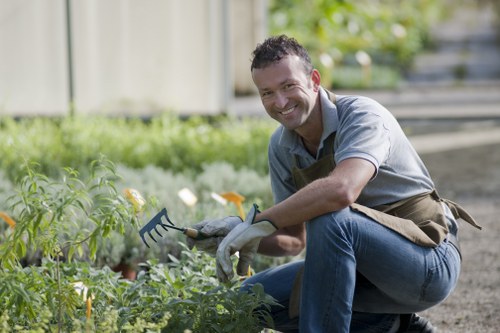 Low-carbon van used by Gardeners Leaves Green